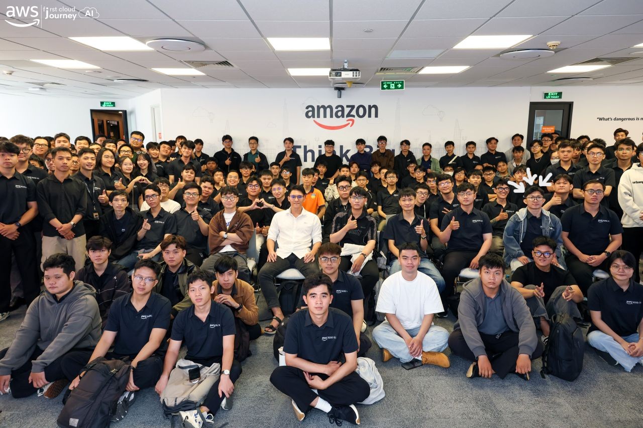 Dynamic working environment at AWS Vietnam